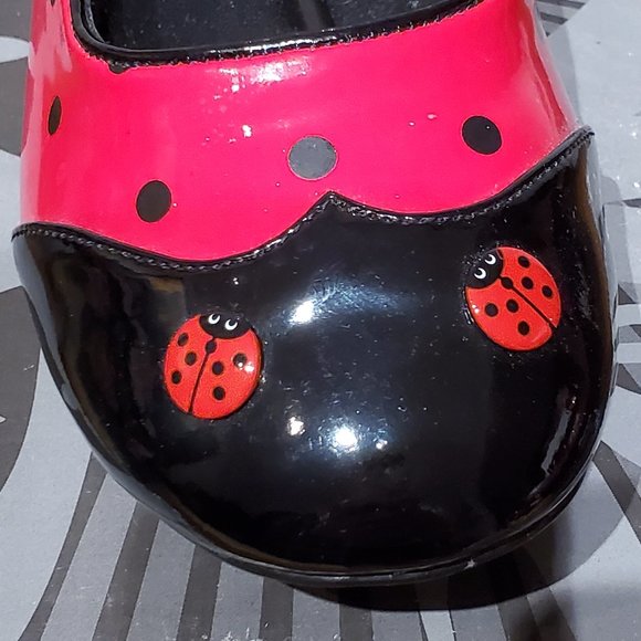 Black and red ladybug themed flats - Picture 5 of 5